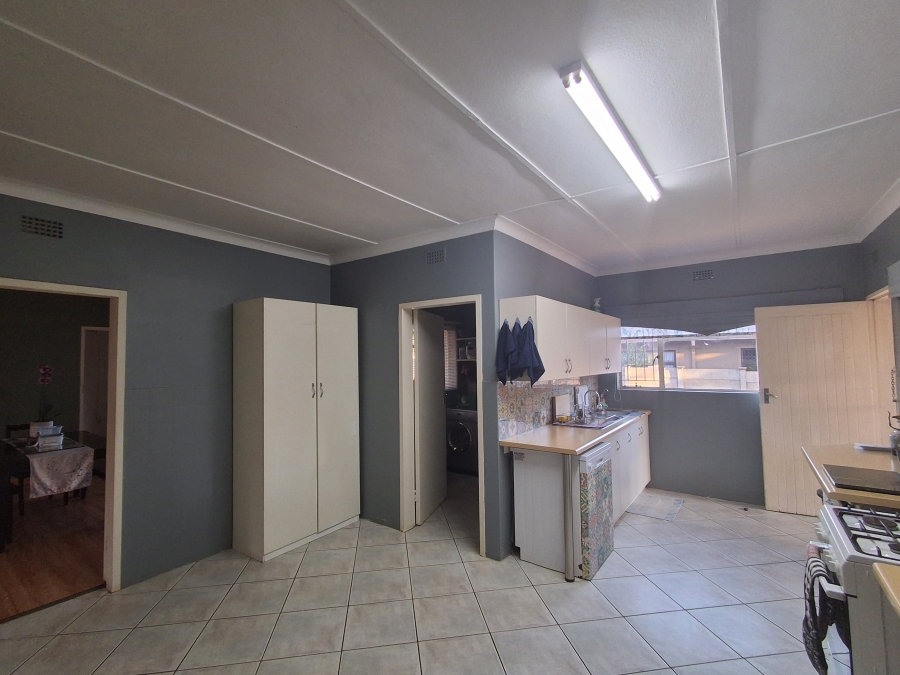 4 Bedroom Property for Sale in Flamwood North West